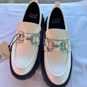 White loafers by Madden nyc. New size 8